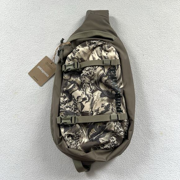 Patagonia Other - NWT Patagonia Splashing Seas Wing Grey SPWI Print Atom Sling 8L Bag 48262